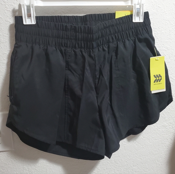 All In Motion Mid Rise Run Shorts, Small - Picture 6 of 6